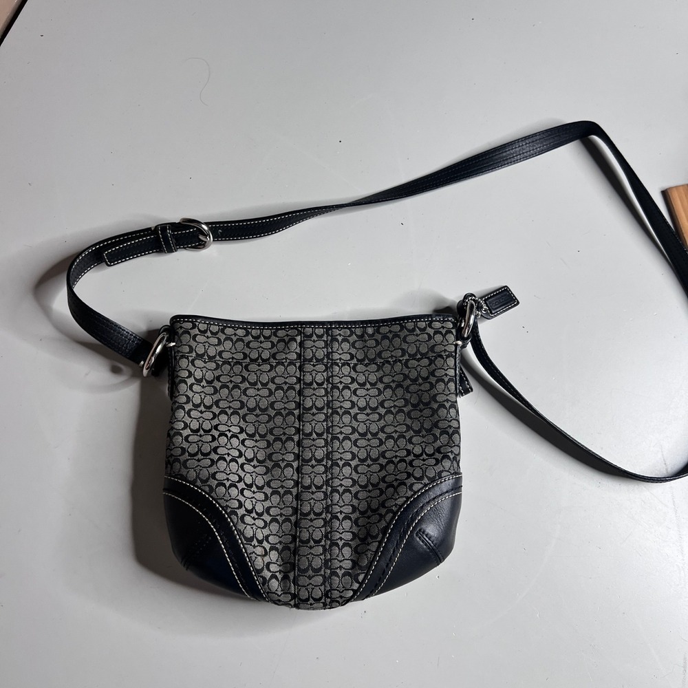 Coach Signature Jacquard Crossbody Bag Black Grey‎ Small Messenger Purse